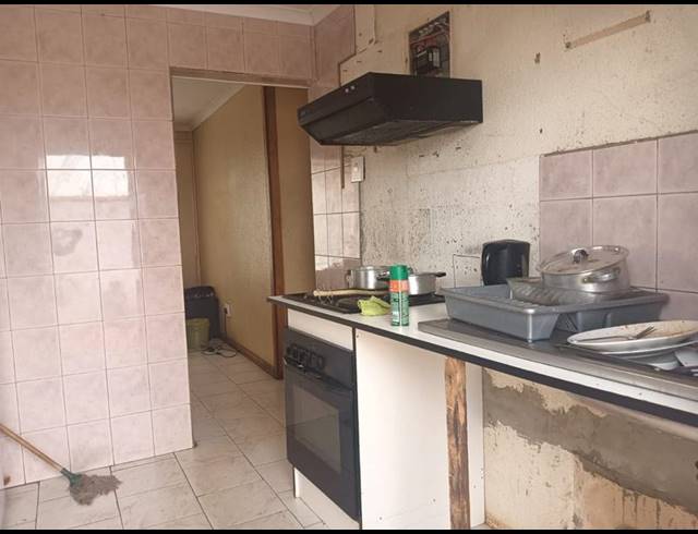 3 BEDROOM HOUSE FOR SALE IN VILLA LIZA